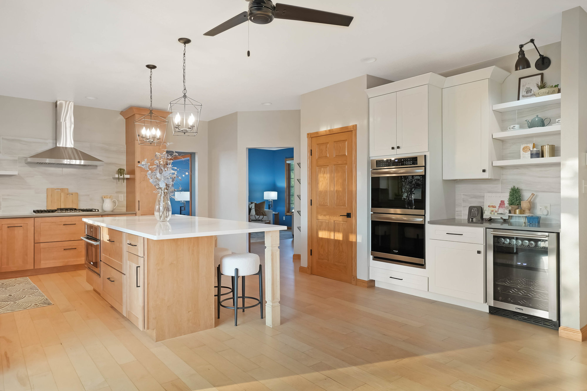 Looking for the perfect home for entertaining? 4129 Tiffany Lane is THE home for you!